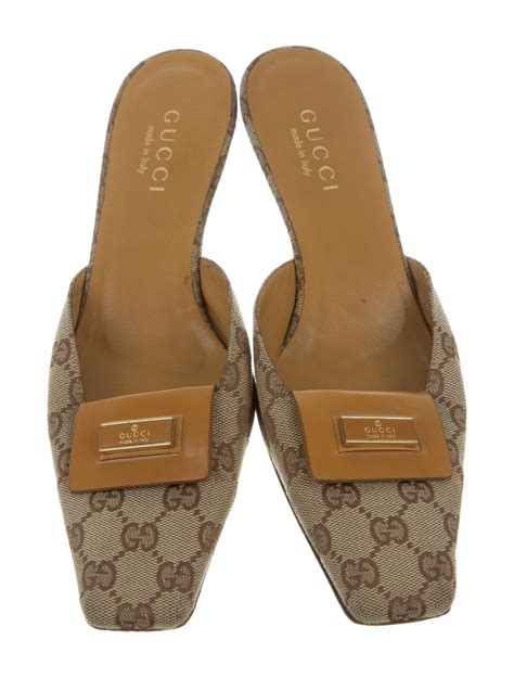 gucci schuhe preis|Gucci canvas mules.